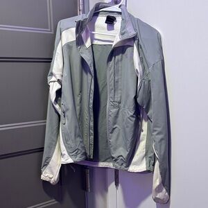 NORTHFACE Men's Gray and White Jacket